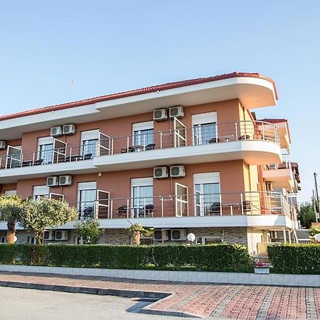 Denis Studios And Apartments Paralía 외부 사진